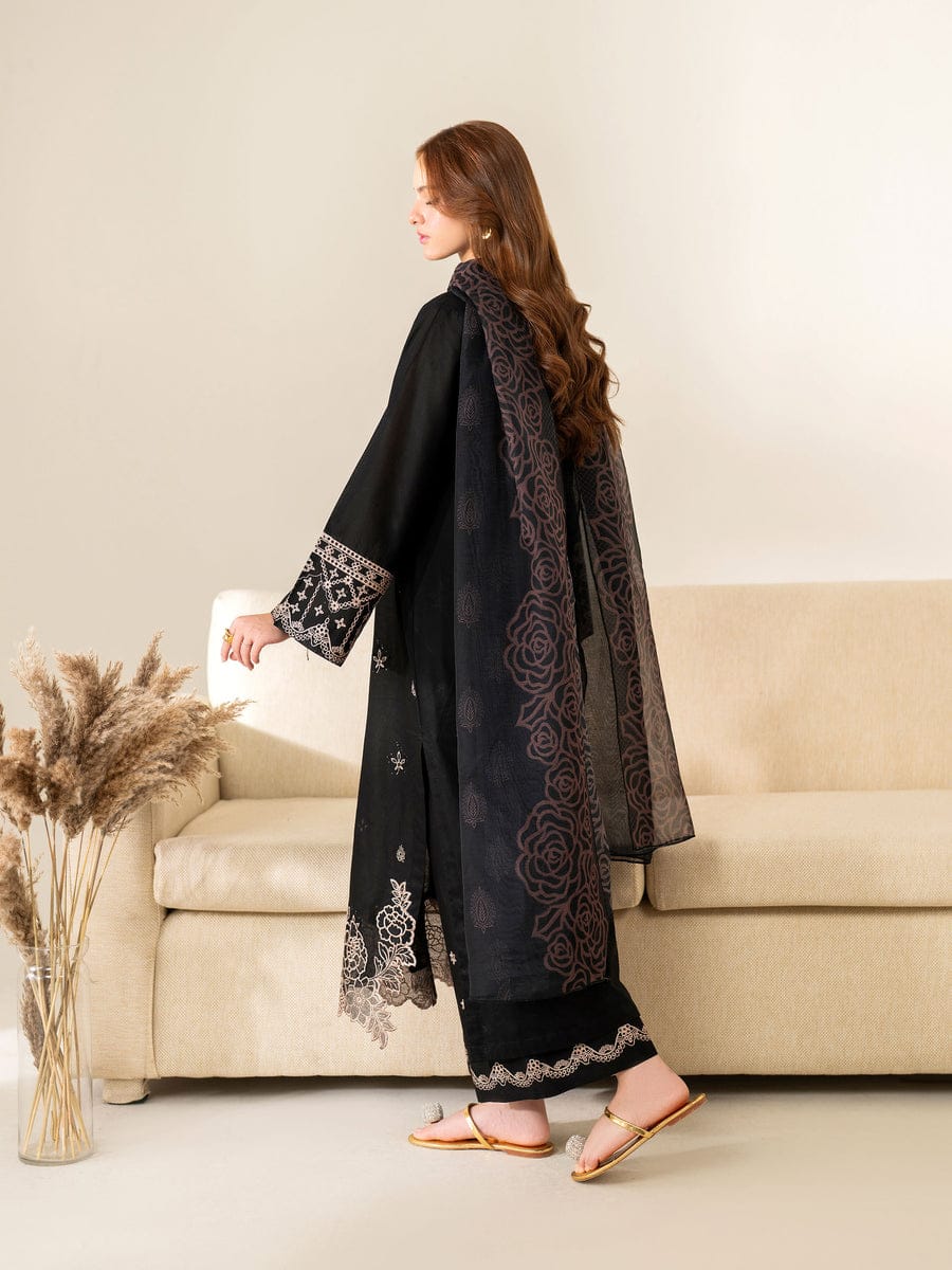 GARNET Premium Lawn ’26: Luxury Embroidered 3-Piece Suite (Design GA 96333)