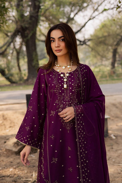Batik 4041 | Luxury Embroidered 3-Piece Lawn