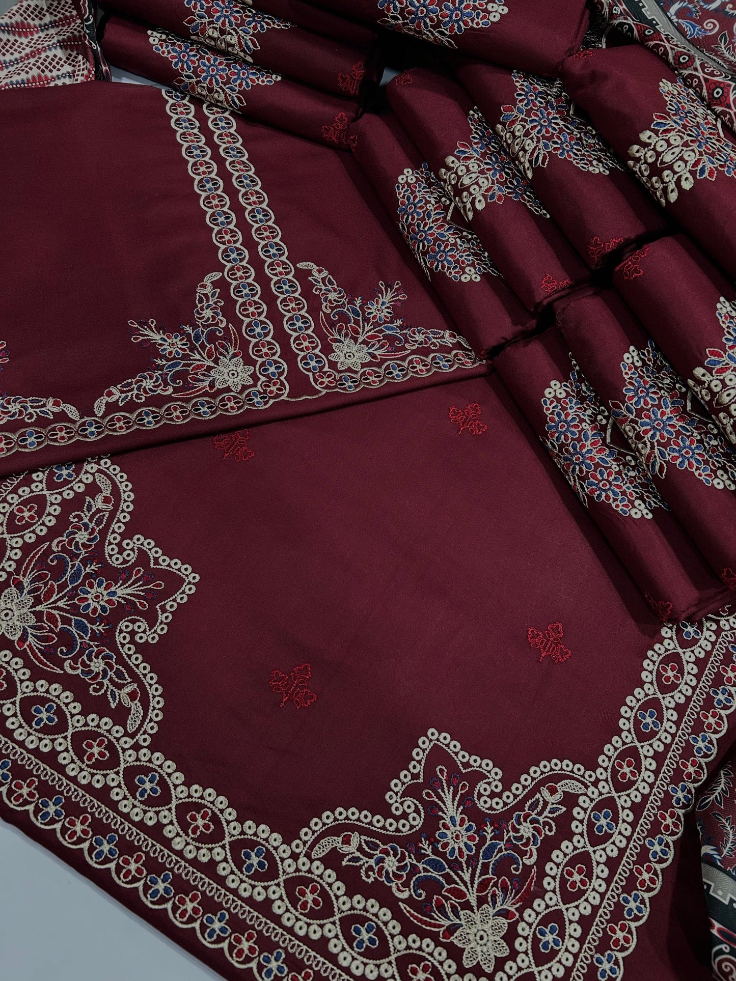 ✨ Izel Premium Air-Jet Dhanak Heavy Embroidered 3PC Suit with Digital Printed Pashmina Shawl (Code: IZ-1212) ✨