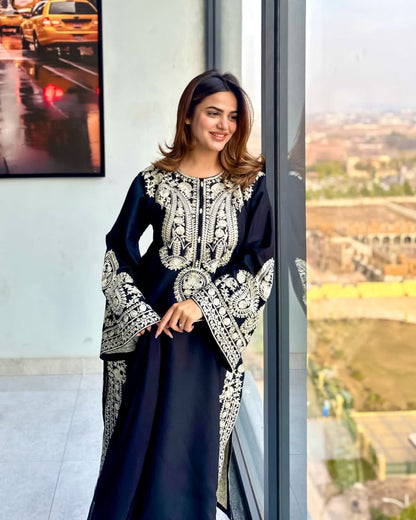 D#1132 | Premium Air-Jet Lawn 3PC Embroidered